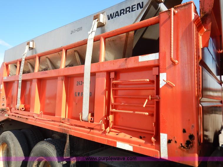 image for item L2307 2001 Sterling LT7500 dump truck