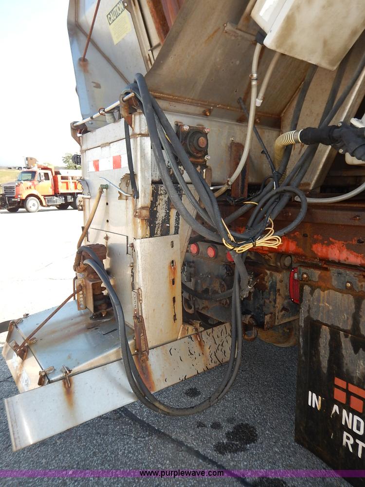 image for item L2307 2001 Sterling LT7500 dump truck