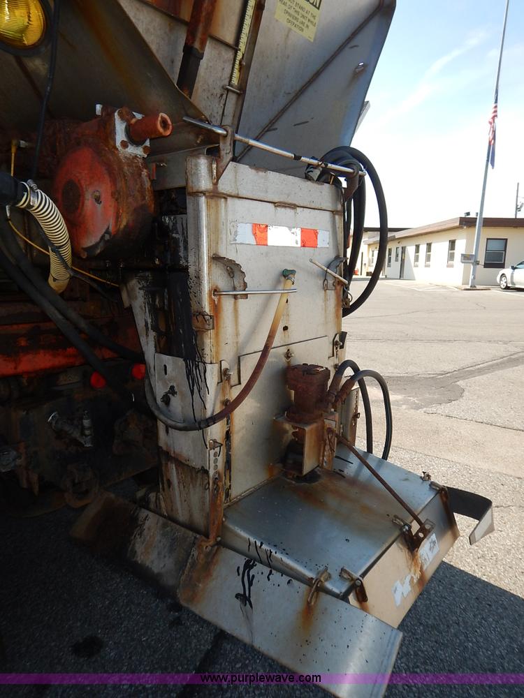 image for item L2307 2001 Sterling LT7500 dump truck