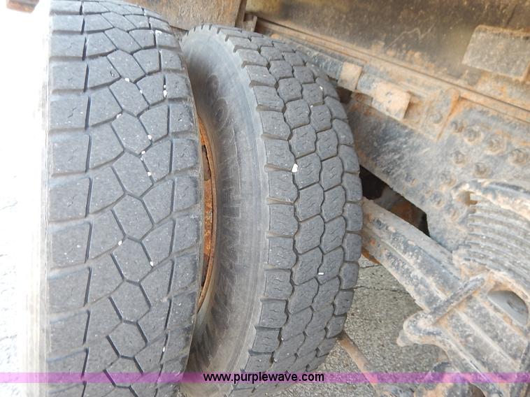 image for item L2307 2001 Sterling LT7500 dump truck