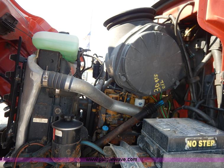 image for item L2307 2001 Sterling LT7500 dump truck