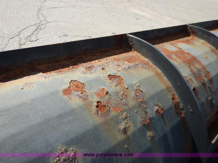 image for item L2308 2003 International 7500 dump truck