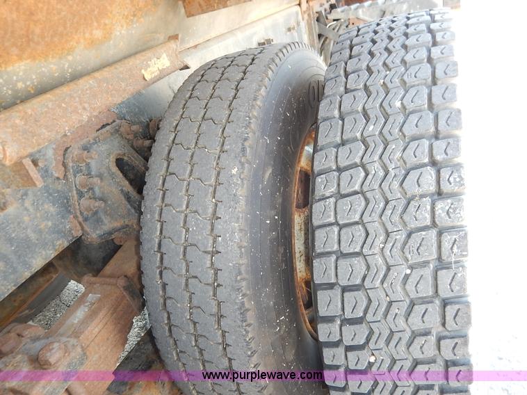 image for item L2308 2003 International 7500 dump truck