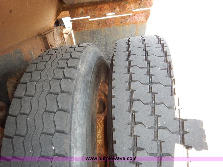 image for item L2308 2003 International 7500 dump truck