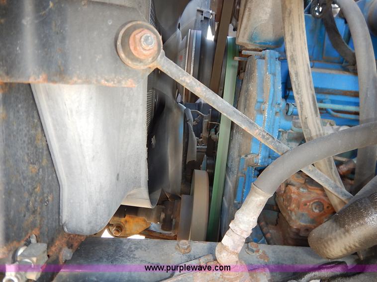 image for item L2308 2003 International 7500 dump truck