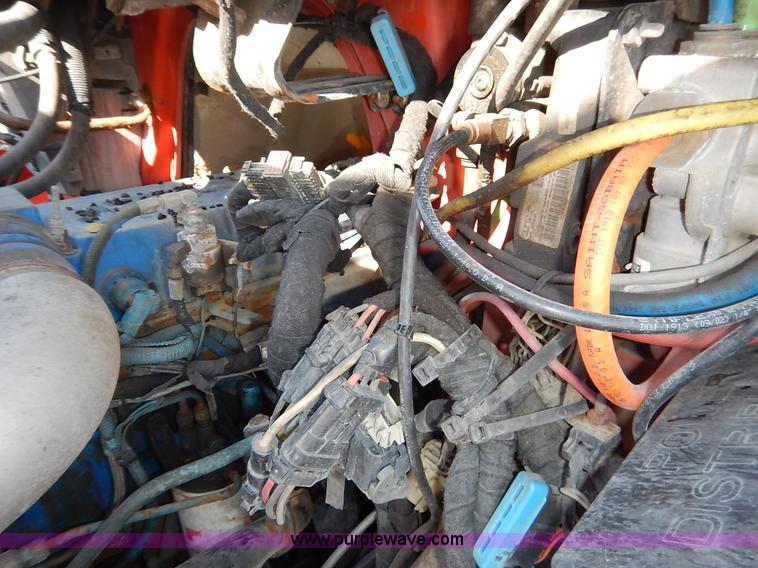 image for item L2308 2003 International 7500 dump truck