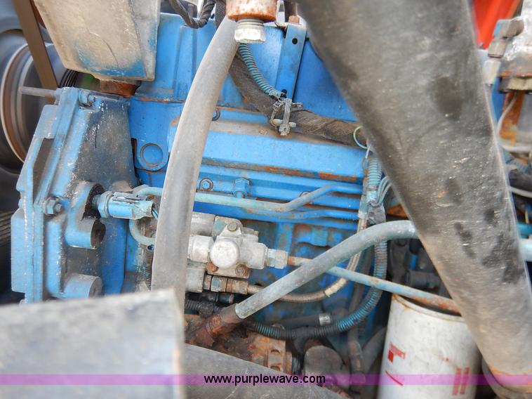 image for item L2308 2003 International 7500 dump truck