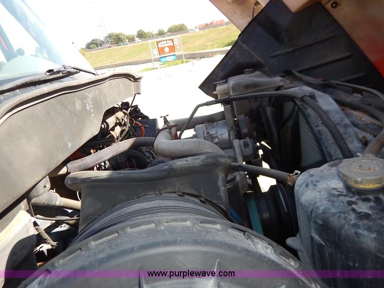 image for item L2308 2003 International 7500 dump truck