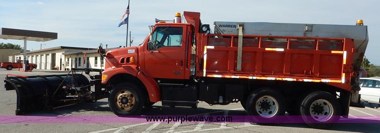 image for item L2309 2001 Sterling LT7500 dump truck