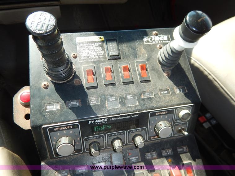 image for item L2309 2001 Sterling LT7500 dump truck