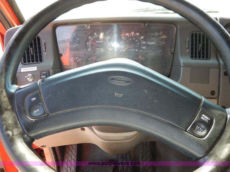 image for item L2309 2001 Sterling LT7500 dump truck