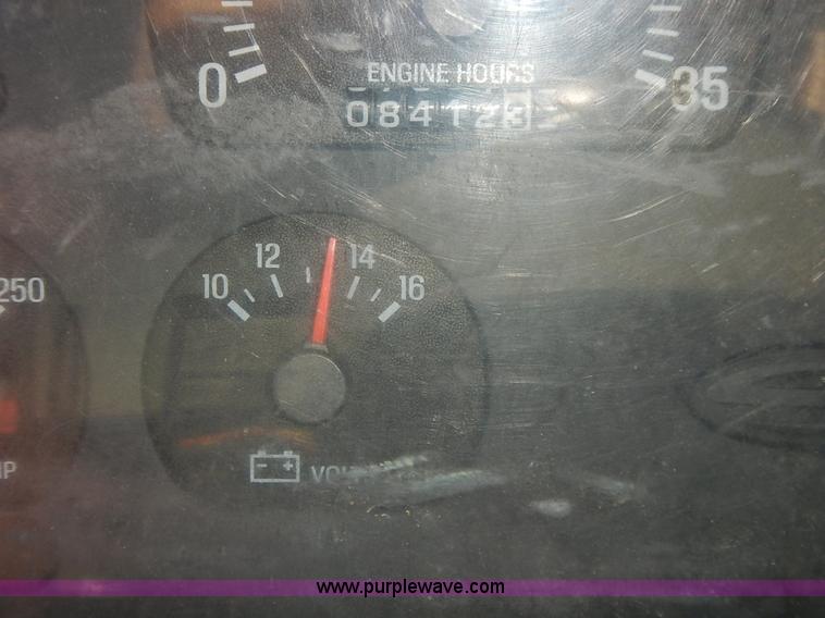 image for item L2309 2001 Sterling LT7500 dump truck