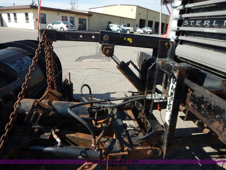 image for item L2309 2001 Sterling LT7500 dump truck