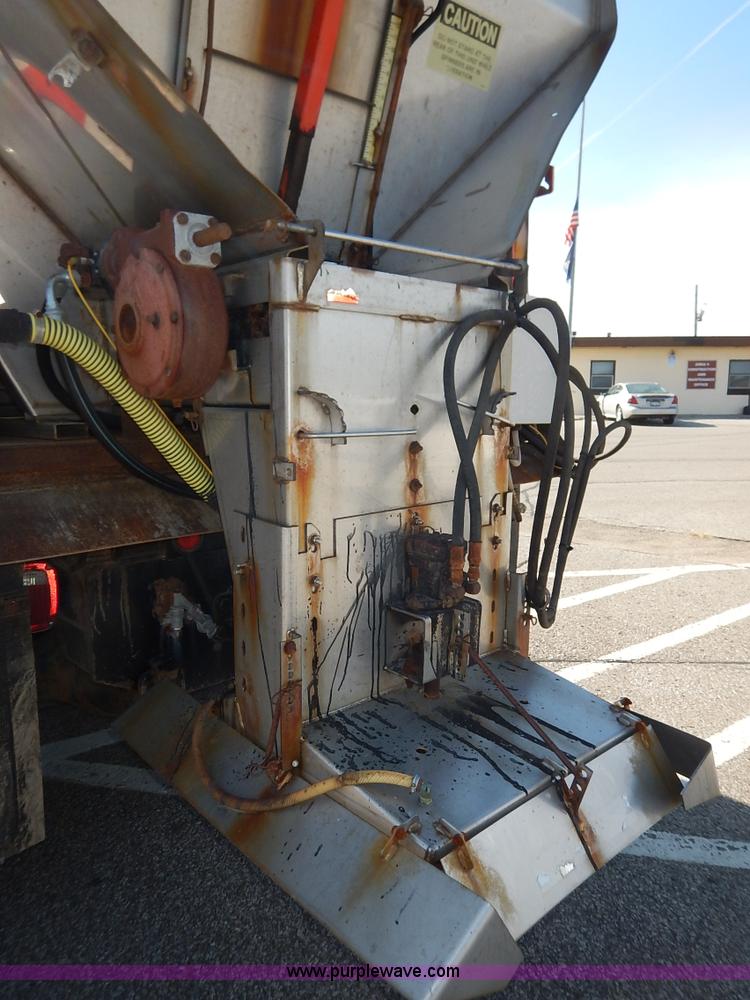 image for item L2309 2001 Sterling LT7500 dump truck