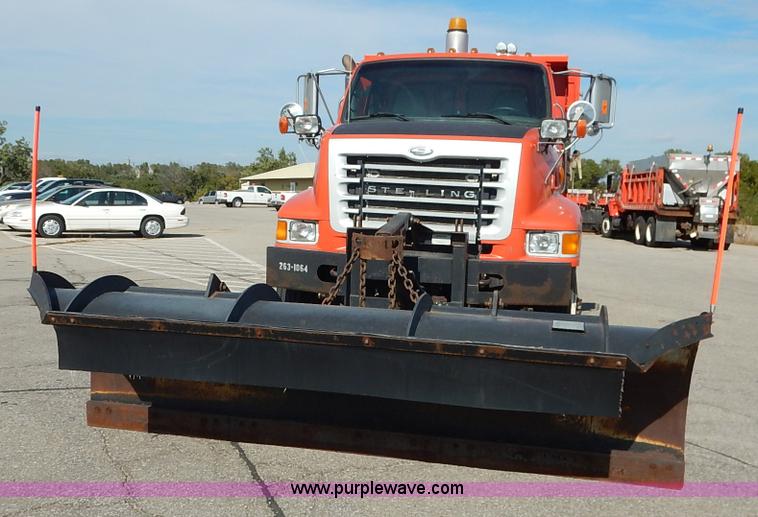 image for item L2310 2005 Sterling LT7500 dump truck
