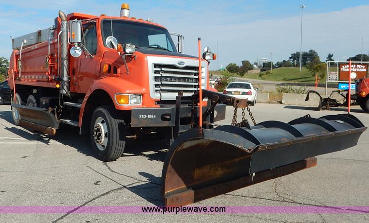 image for item L2310 2005 Sterling LT7500 dump truck