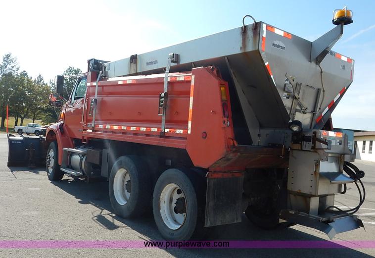 image for item L2310 2005 Sterling LT7500 dump truck