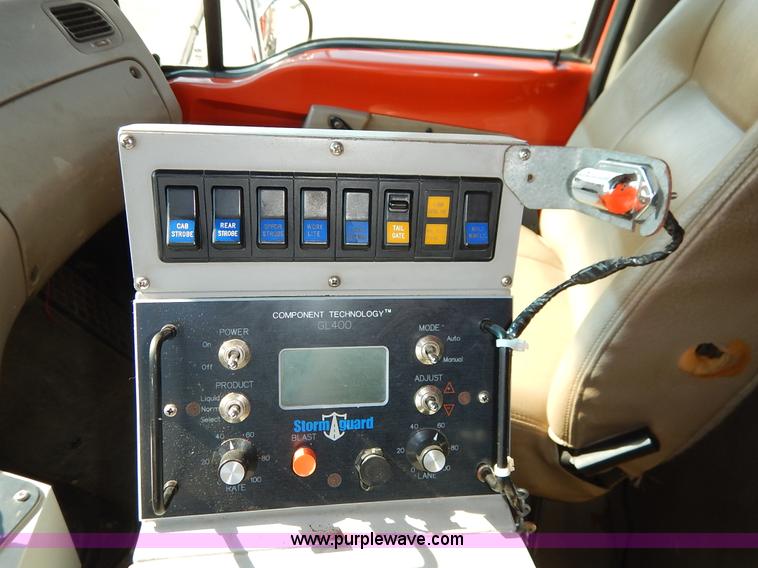 image for item L2310 2005 Sterling LT7500 dump truck