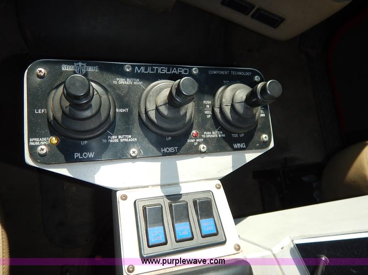 image for item L2310 2005 Sterling LT7500 dump truck