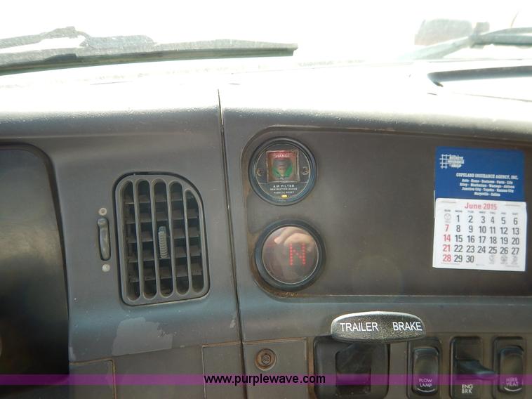 image for item L2310 2005 Sterling LT7500 dump truck