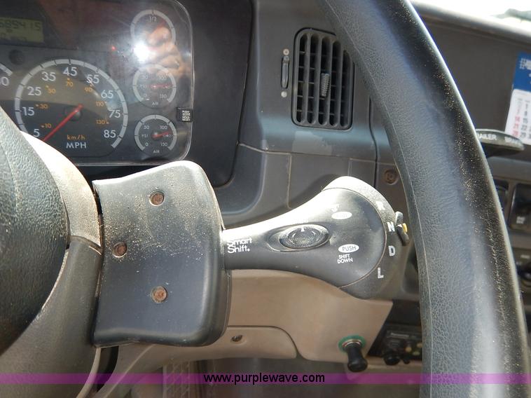 image for item L2310 2005 Sterling LT7500 dump truck