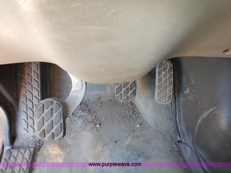 image for item L2310 2005 Sterling LT7500 dump truck