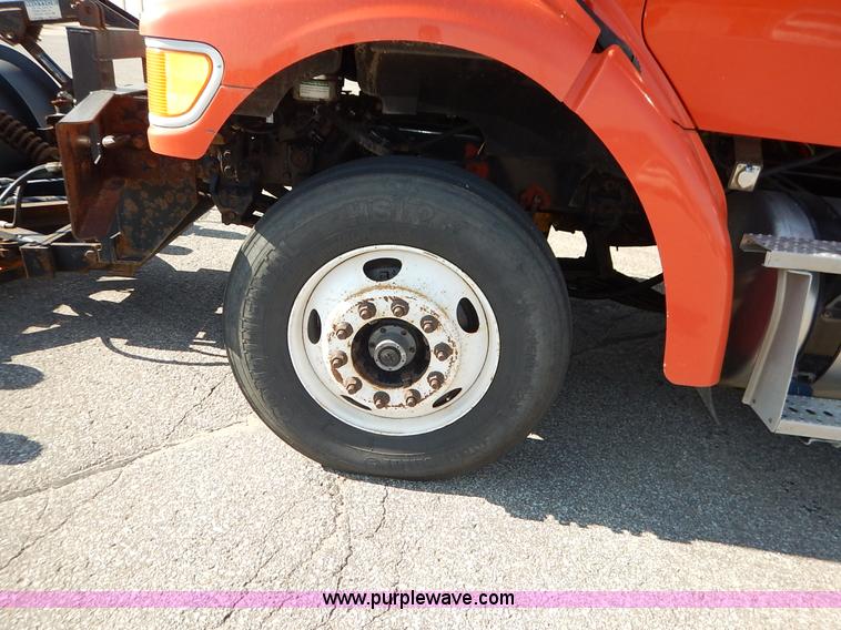 image for item L2310 2005 Sterling LT7500 dump truck