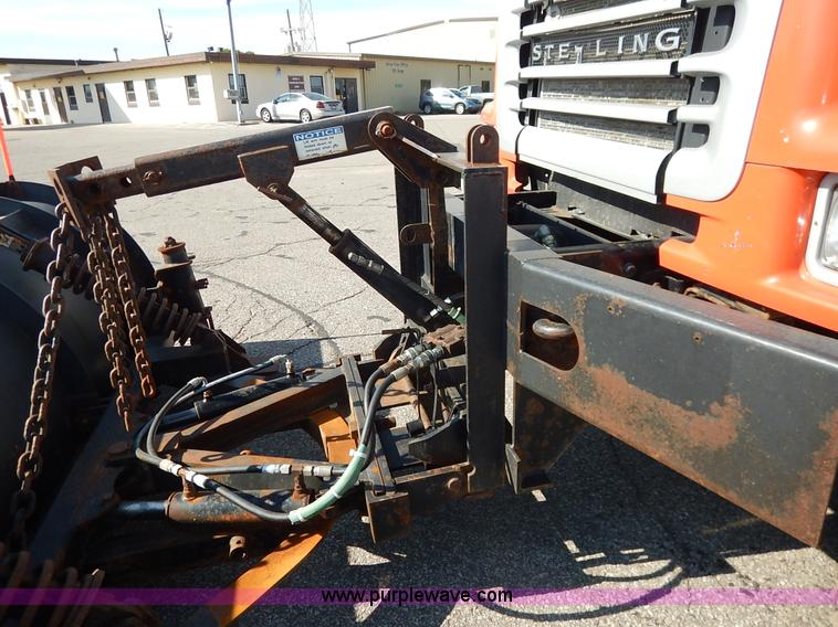 image for item L2310 2005 Sterling LT7500 dump truck