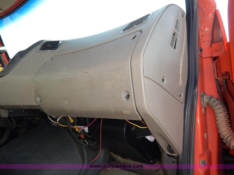 image for item L2310 2005 Sterling LT7500 dump truck