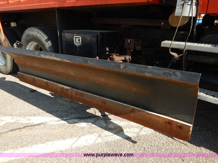 image for item L2310 2005 Sterling LT7500 dump truck