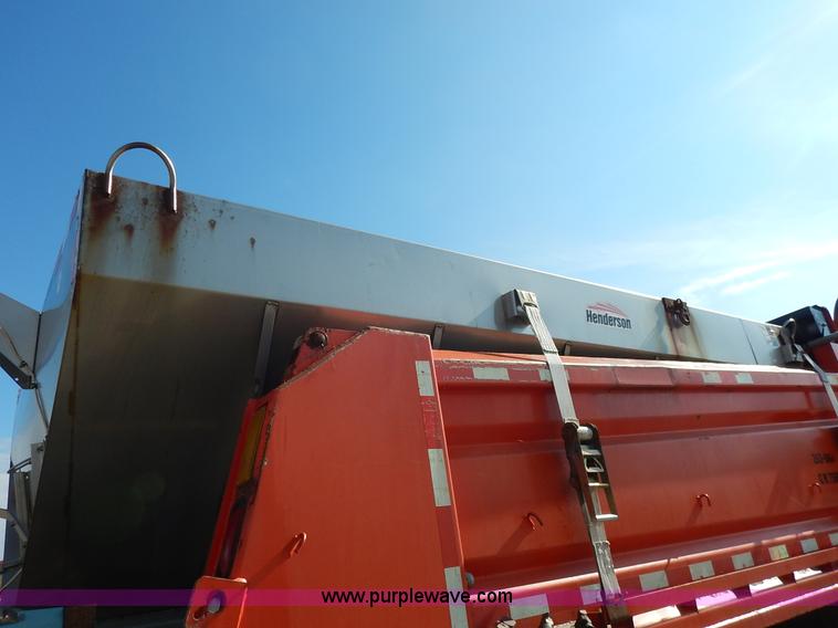 image for item L2310 2005 Sterling LT7500 dump truck