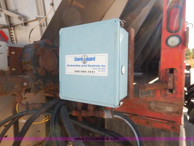 image for item L2310 2005 Sterling LT7500 dump truck