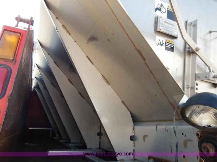 image for item L2310 2005 Sterling LT7500 dump truck