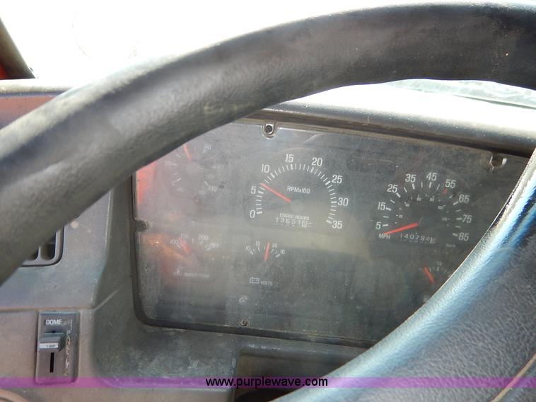 image for item L2311 2001 Sterling LT7500 dump truck