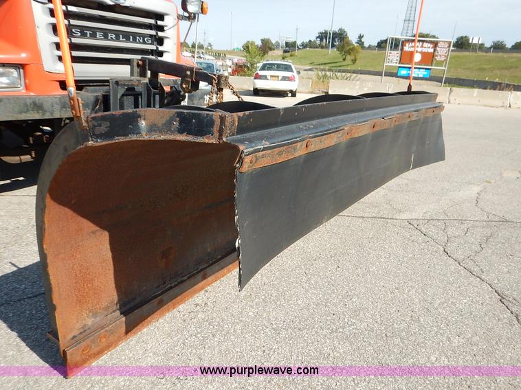 image for item L2311 2001 Sterling LT7500 dump truck