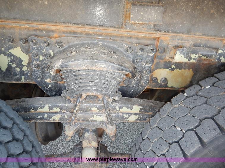 image for item L2311 2001 Sterling LT7500 dump truck