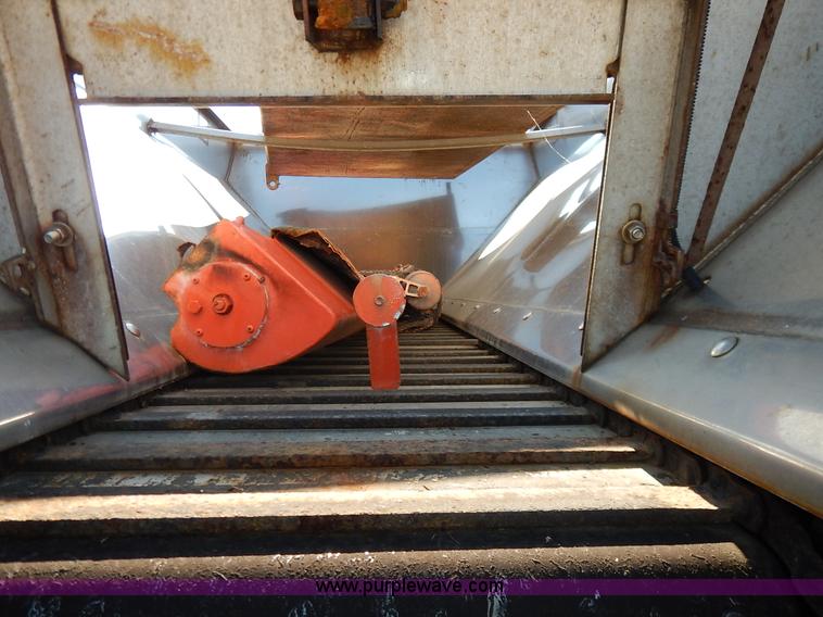 image for item L2311 2001 Sterling LT7500 dump truck