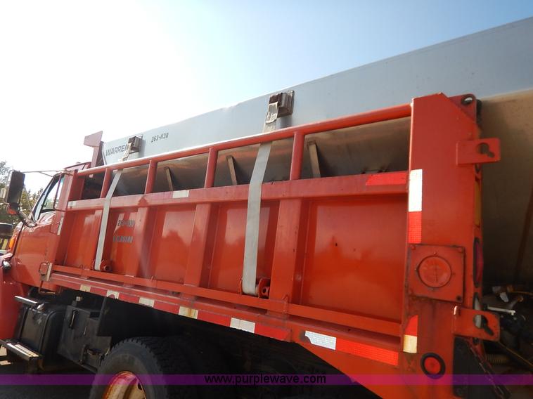 image for item L2311 2001 Sterling LT7500 dump truck