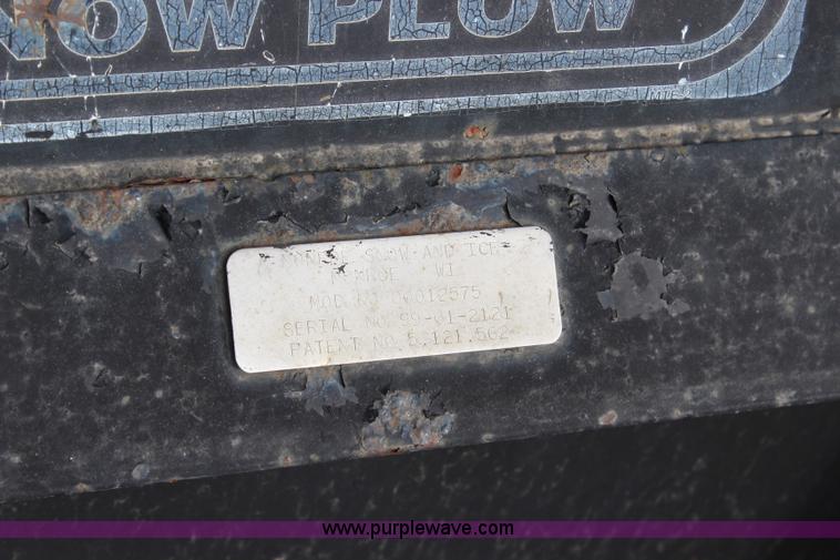 image for item L2488 1999 International 4900 dump truck