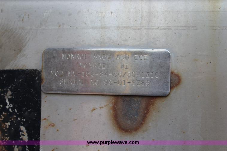 image for item L2489 1999 International 4900 dump truck