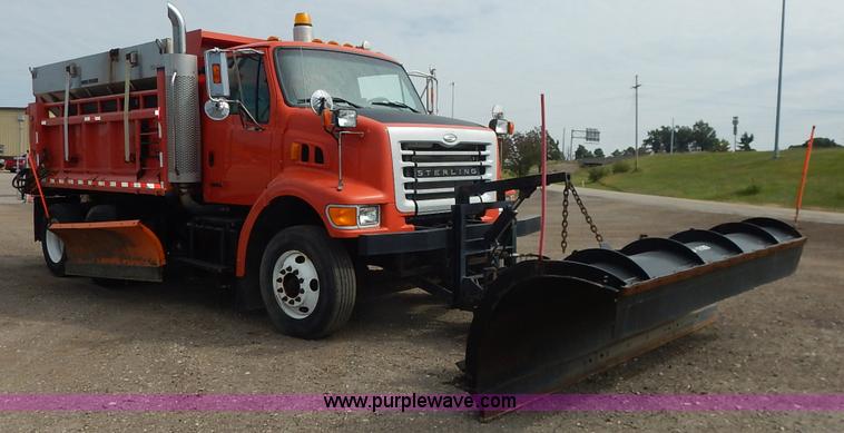 image for item L2490 2003 Sterling LT7500 dump truck