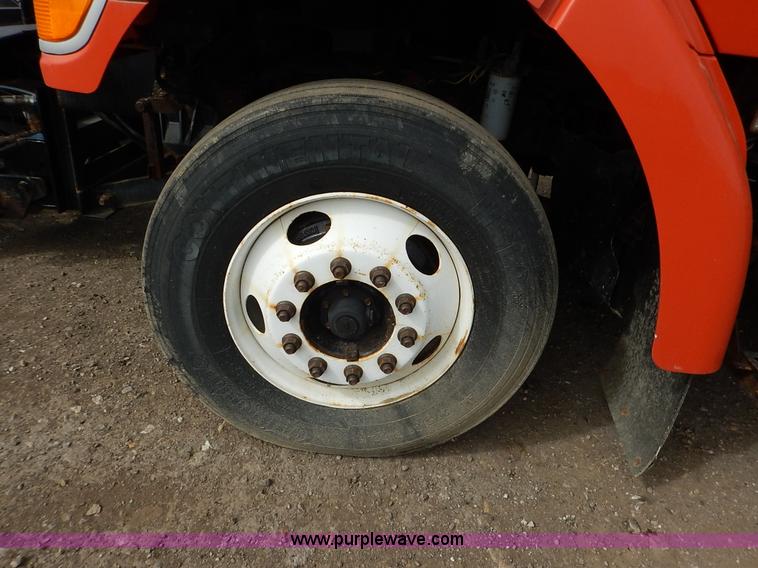 image for item L2490 2003 Sterling LT7500 dump truck