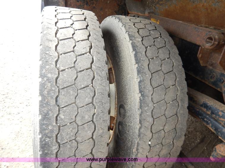 image for item L2490 2003 Sterling LT7500 dump truck