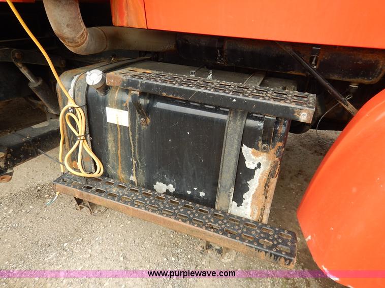 image for item L2491 2003 Sterling LT7500 dump truck