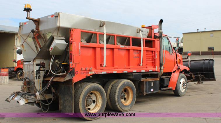 image for item L2492 2001 Sterling 7500 dump truck