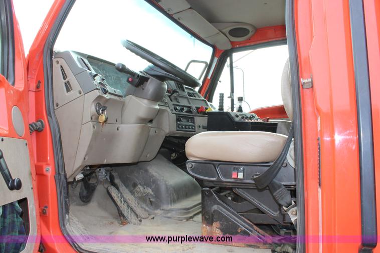 image for item L2492 2001 Sterling 7500 dump truck