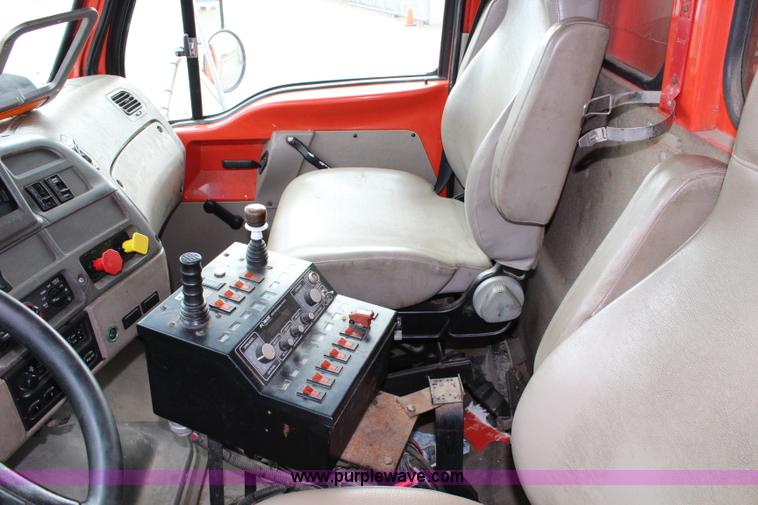 image for item L2492 2001 Sterling 7500 dump truck