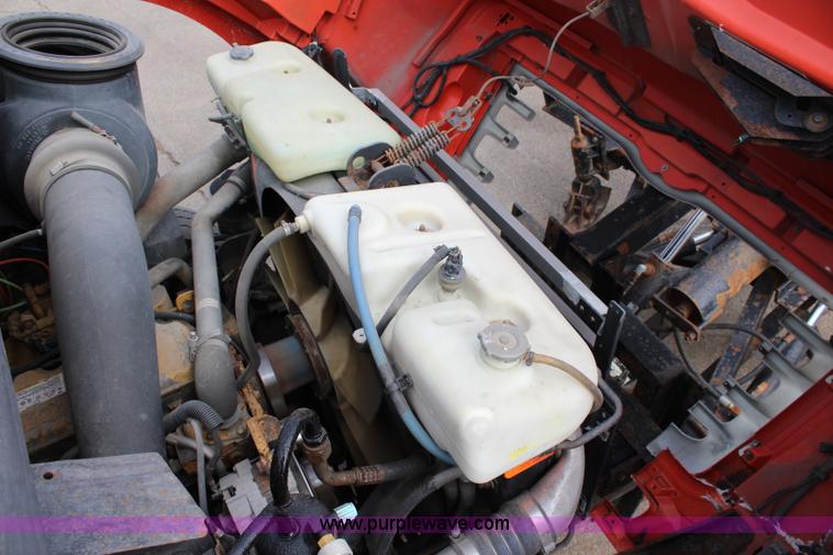 image for item L2492 2001 Sterling 7500 dump truck