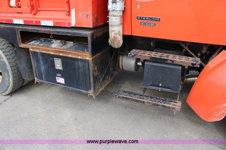 image for item L2492 2001 Sterling 7500 dump truck