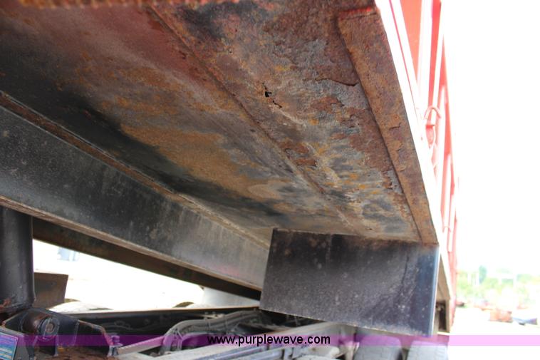 image for item L2492 2001 Sterling 7500 dump truck